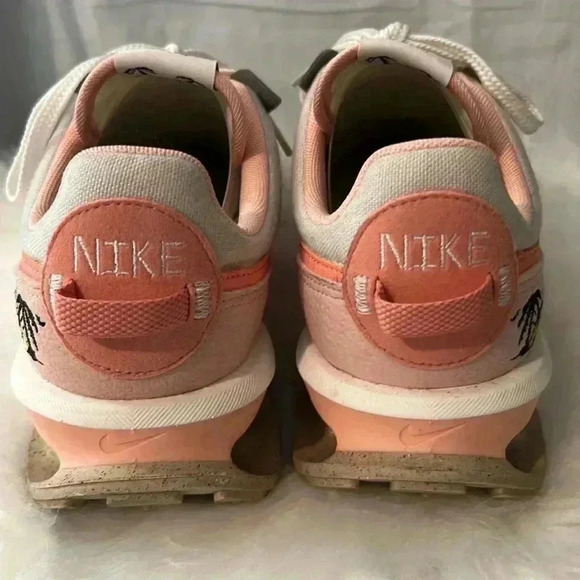Nike Air Max Sun Club Women’s Sneakers - Picture 3 of 7
